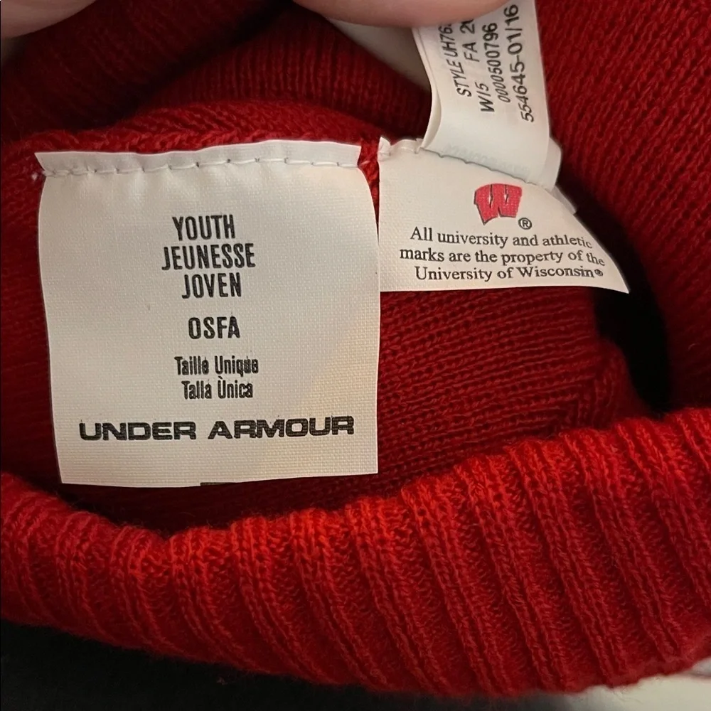 Under Armour YOUTH OSFA Red and White Wisconsin Beanie (OL)